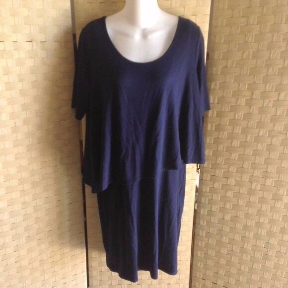 Motherhood Dresses & Skirts - Maternity Motherhood Nursing Midi Dress Size M